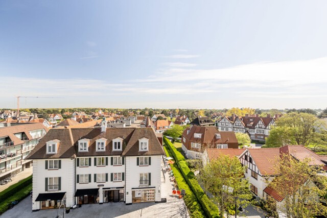 Zonnig appartement met open zicht in hartje Zoute !